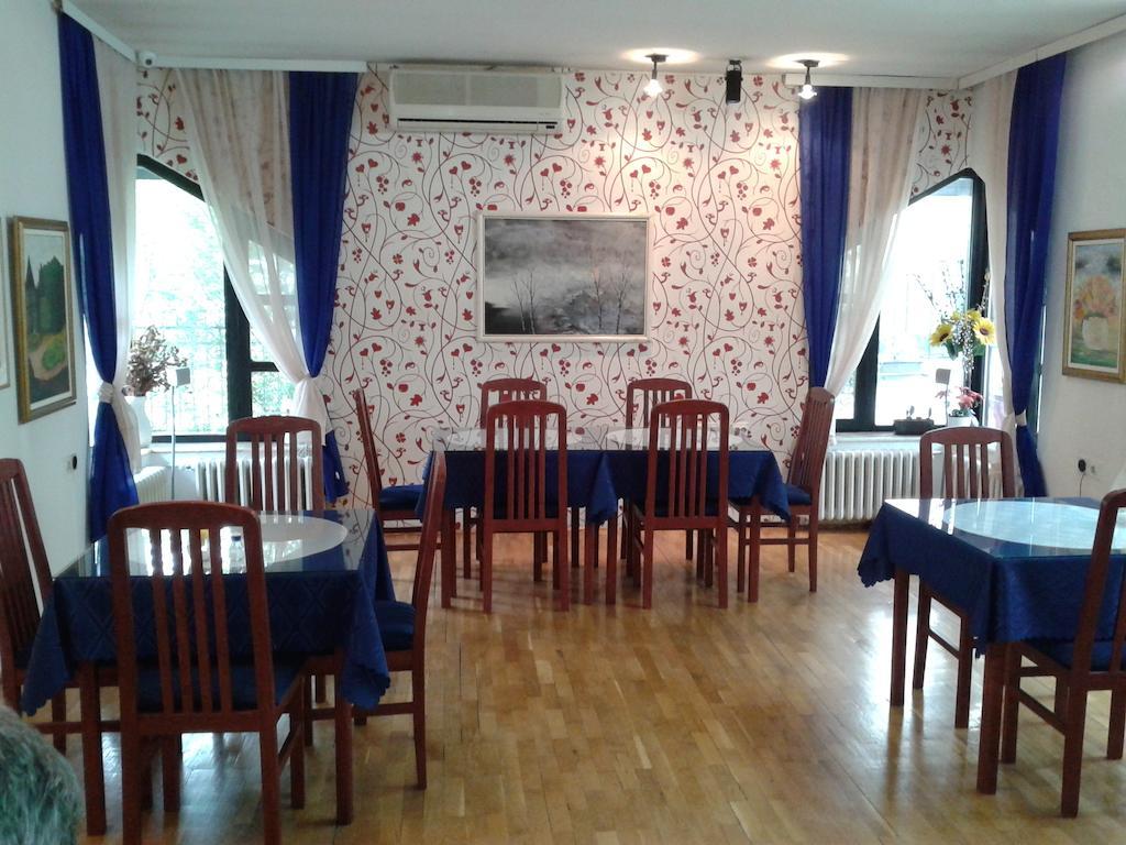 Vila Ani Skopje Exteriör bild