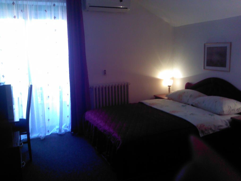 Vila Ani Skopje Exteriör bild